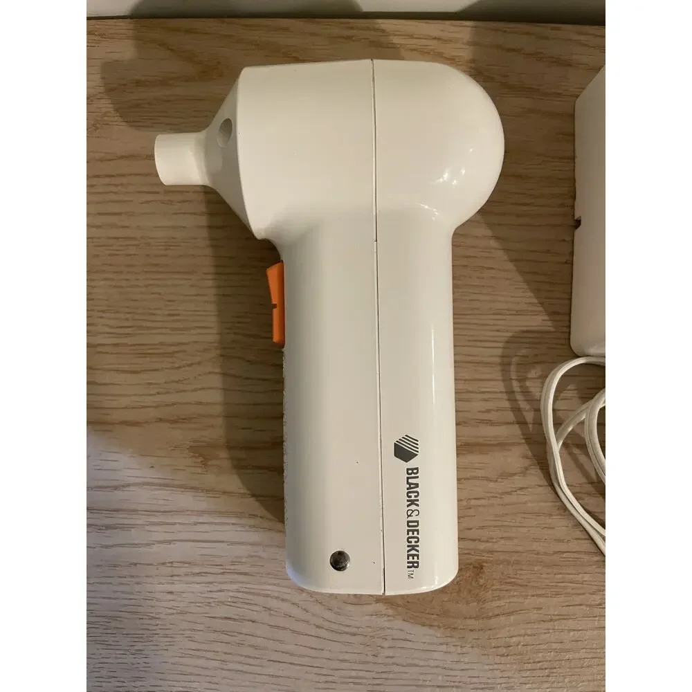 VTG Black & Decker Cordless Beater Handy Mixer Kitchen Tool Model 9210 USED